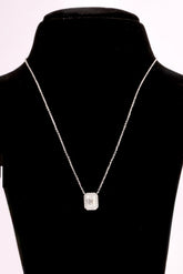 Aurreva Emerald Halo Royale Pendant – Emerald 3.3 ctw