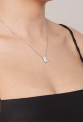 Aurreva Emerald Halo Royale Pendant – Emerald 2.3 ctw