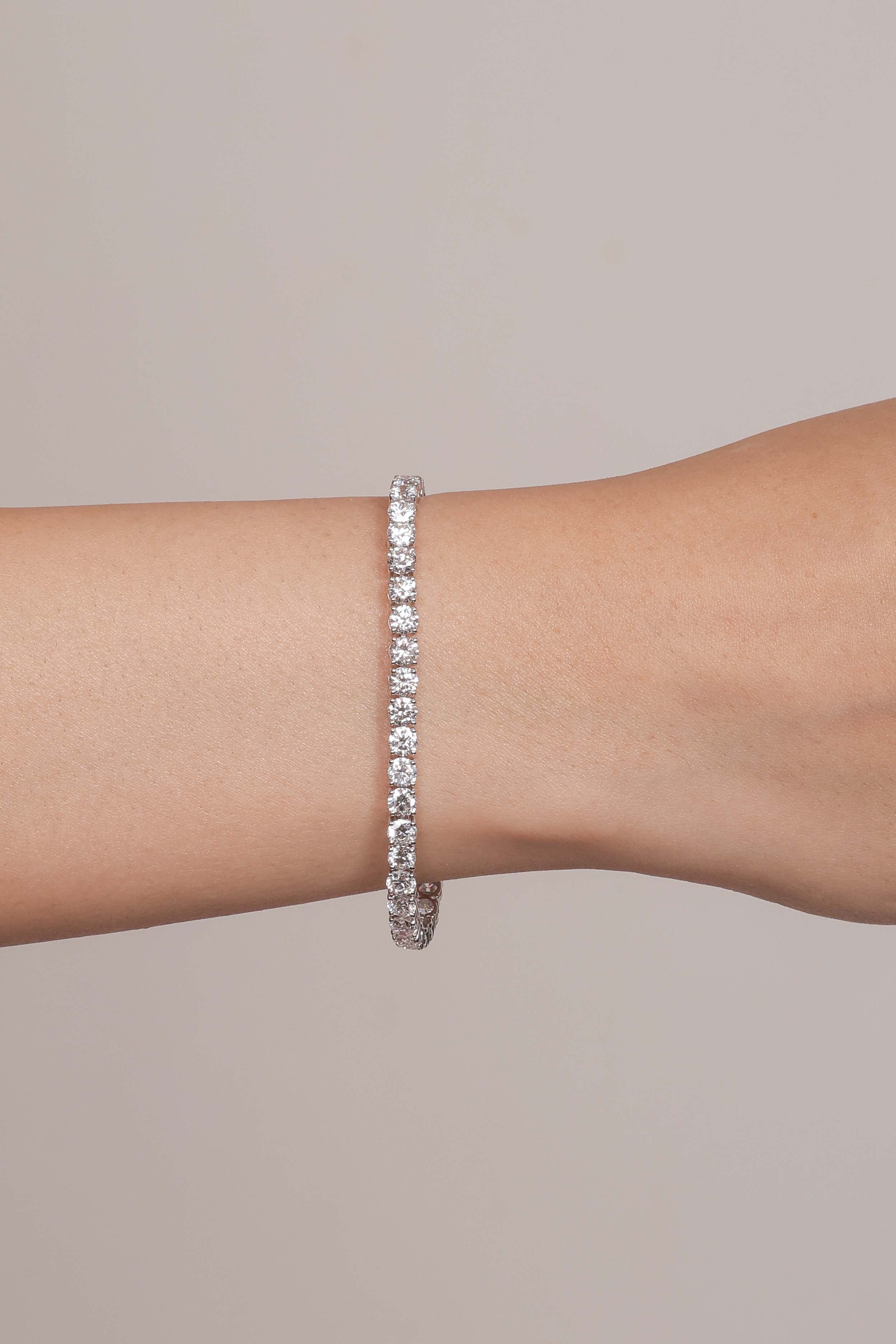Linea Luxe Diamond Bracelet