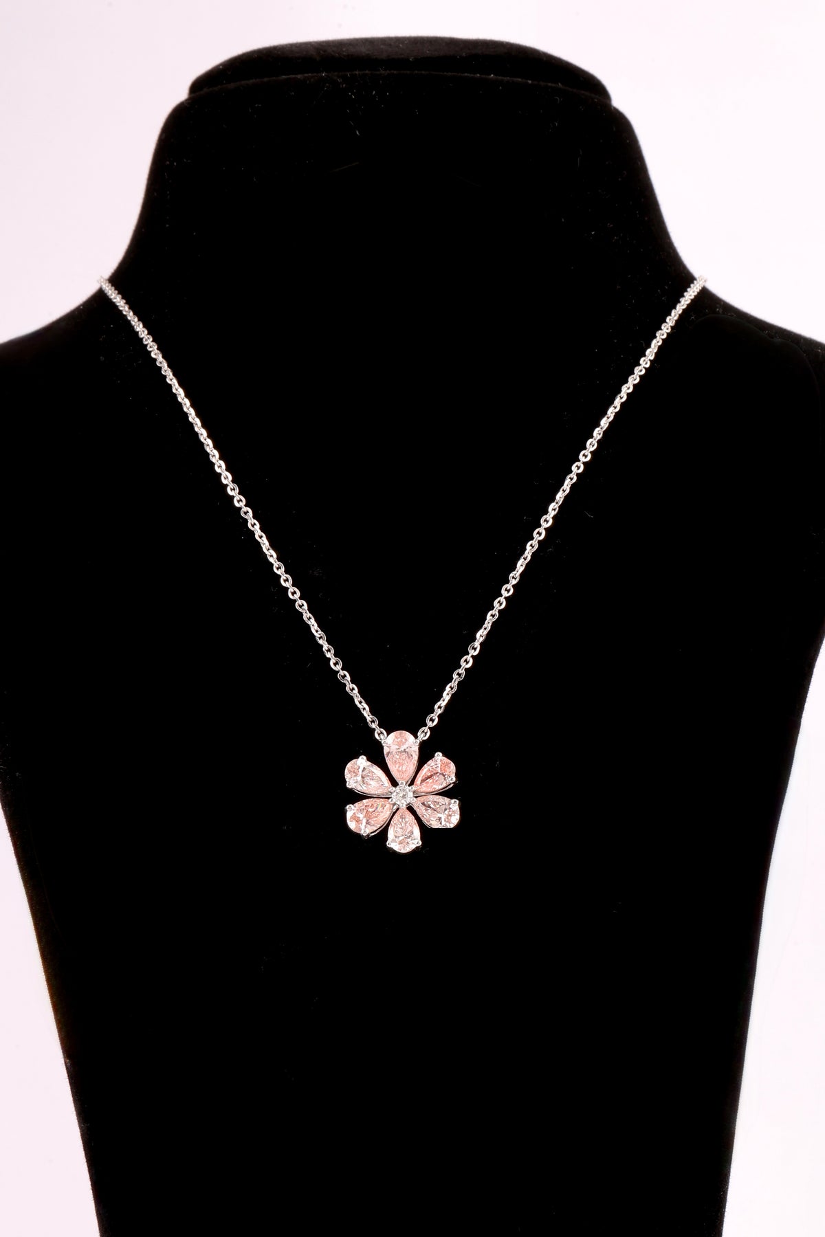 Rosé Bloom Necklace