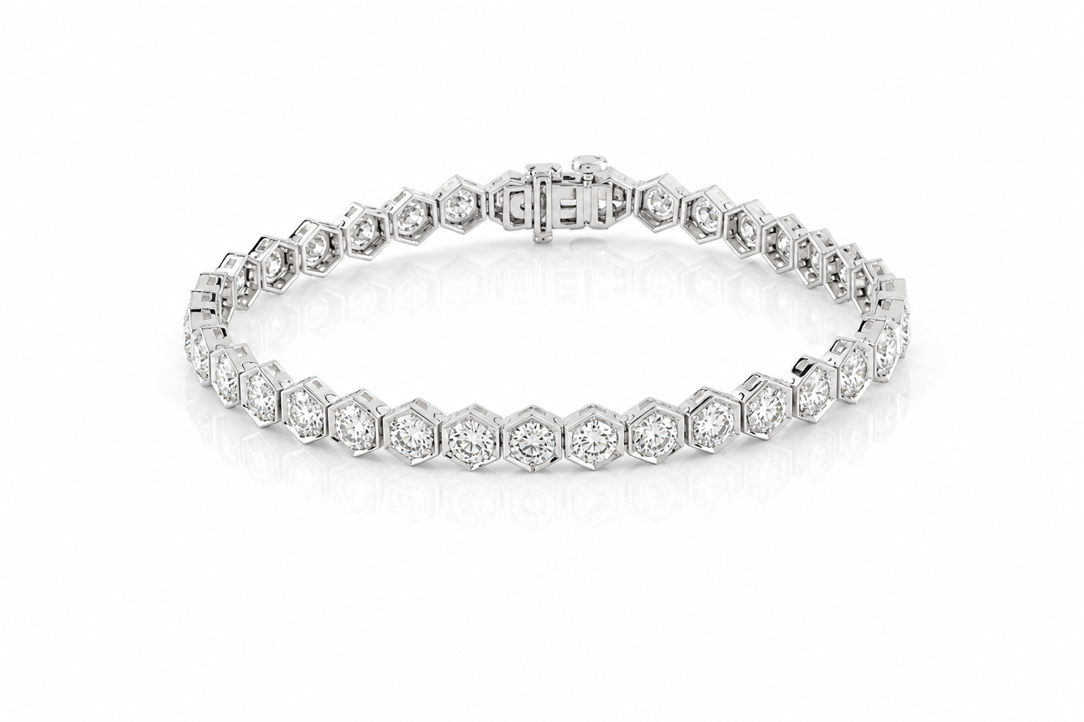 Linea Éclat Diamond Bracelet