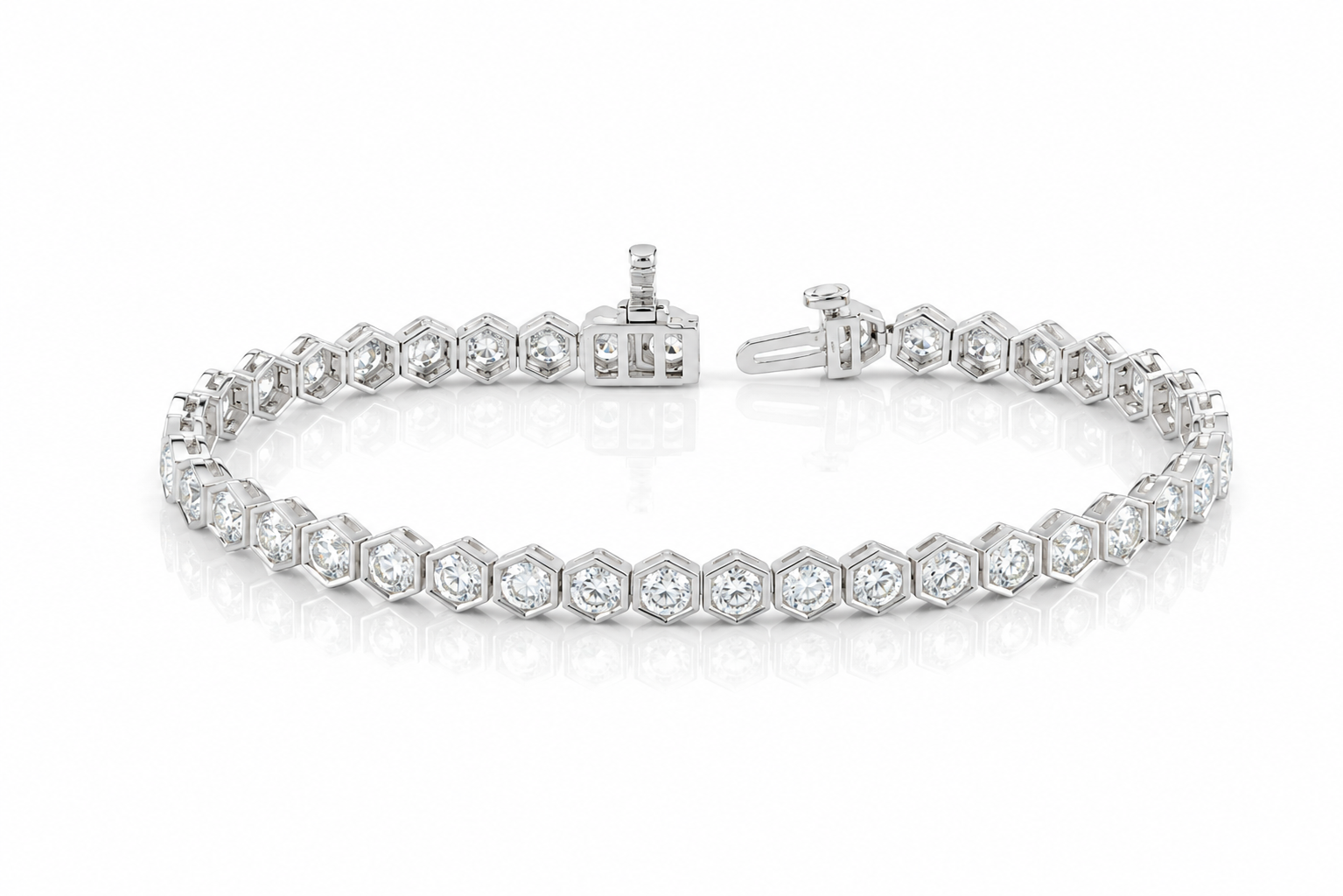 Linea Éclat Diamond Bracelet