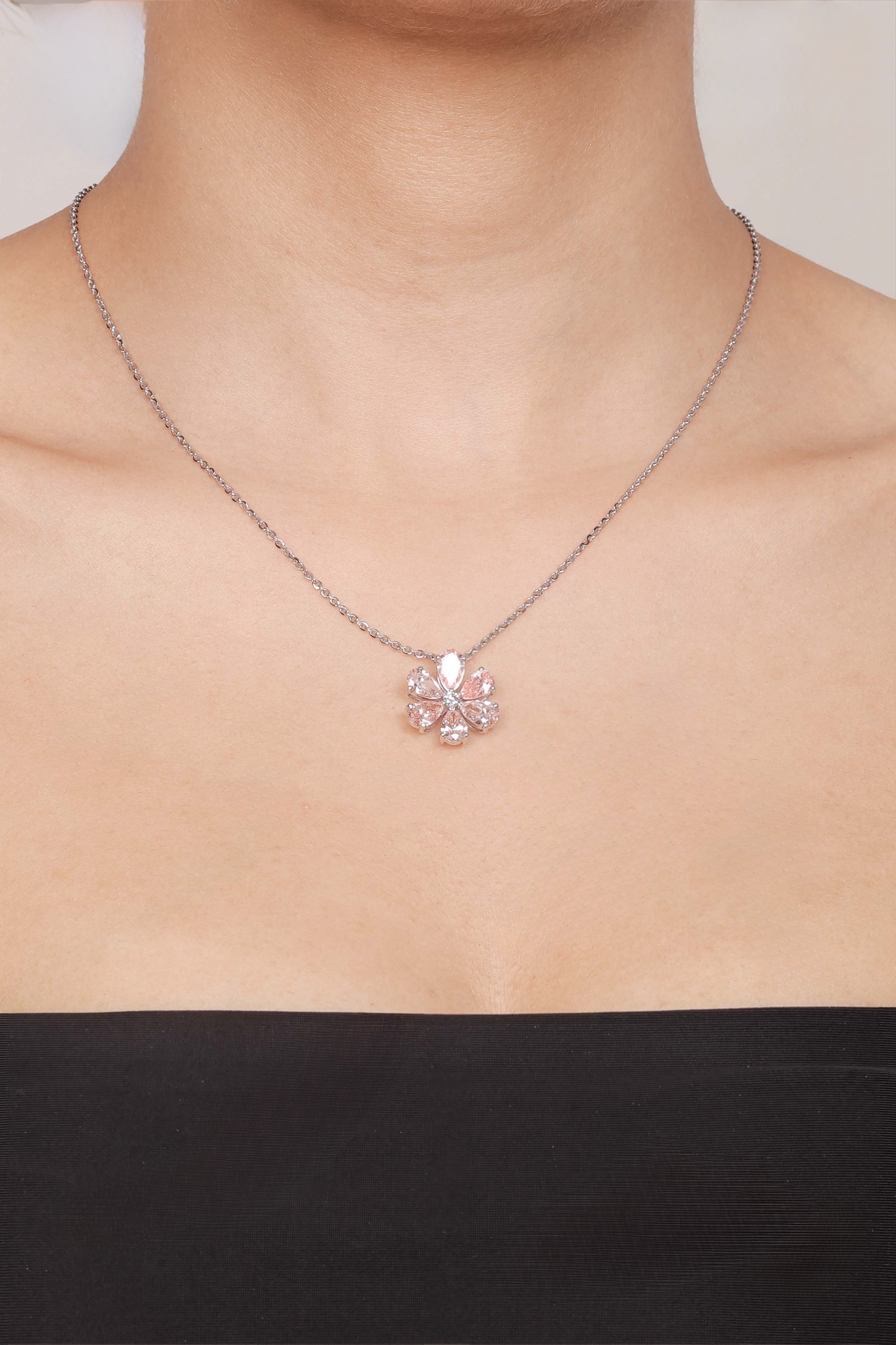 Rosé Bloom Necklace