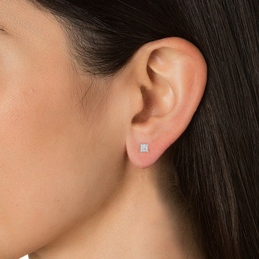Averi Diamond Earring