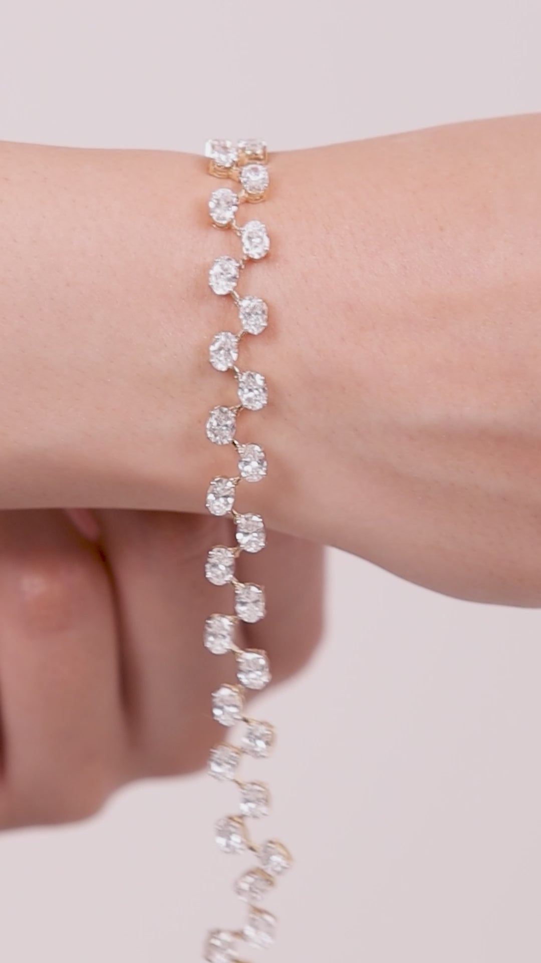 Oval Lumière Diamond Bracelet