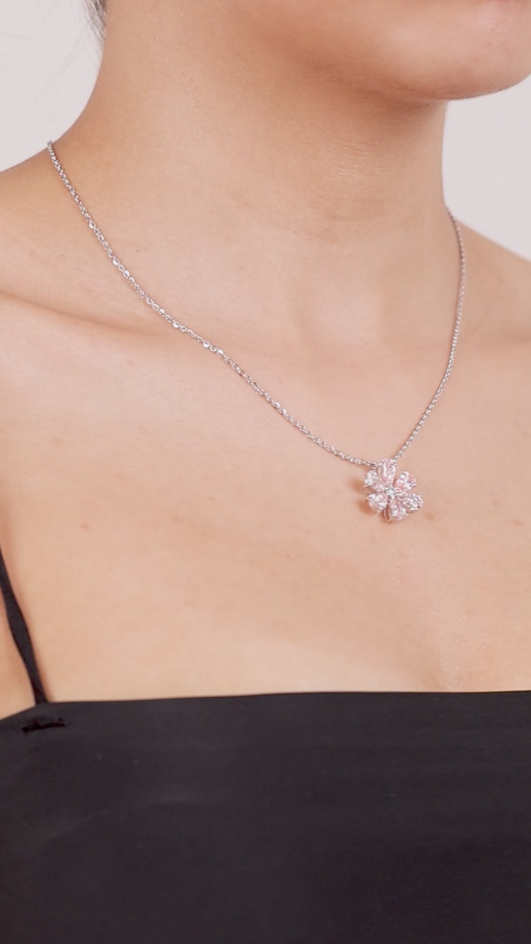 Rosé Bloom Necklace